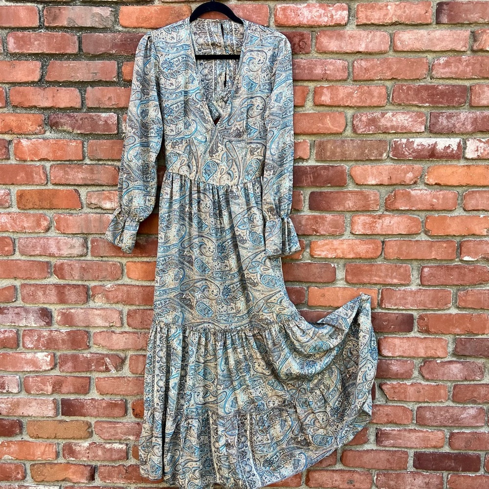 Karma Highway Paisley Boho Buttoned Back Poly Silk Maxi Dress NWT - Picture 2 of 8